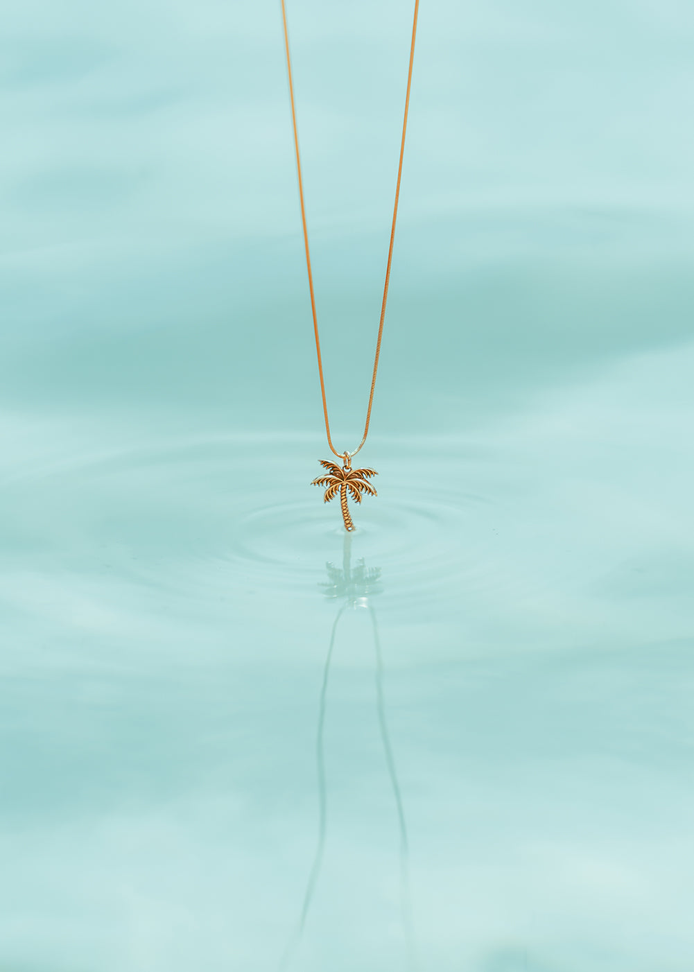 Ocean Palm Tree Necklace Gold