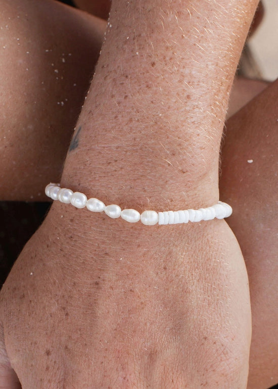 Flores Freshwater Pearl Beaded Bracelet